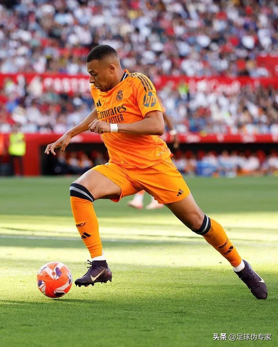 关于皇家马德里俱乐部签约哥伦比亚球员，增加攻击力的信息