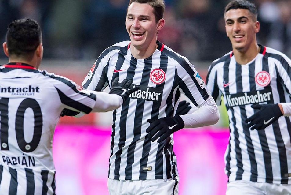 美因茨获得宝贵三分,摆脱降级区的简单介绍 美因茨获得宝贵三分,摆脱降级区的简单介绍