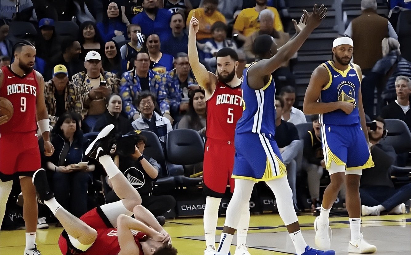 勇士后卫频频受伤,突显球队内讧问题的简单介绍 勇士后卫频频受伤,突显球队内讧问题的简单介绍