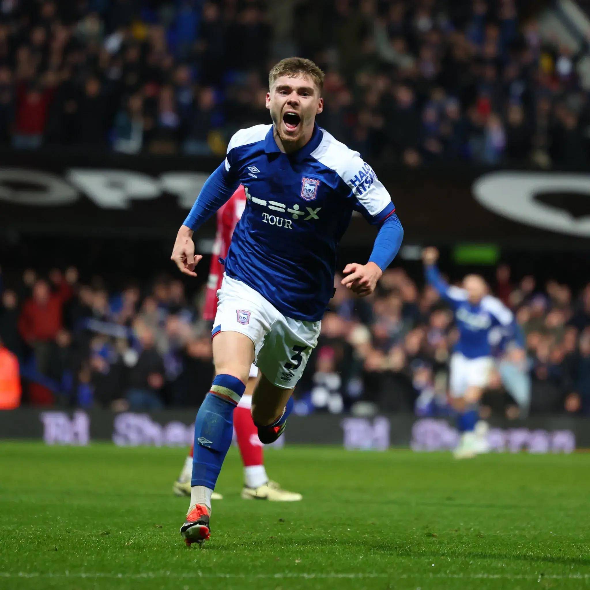 包含布莱顿主场告捷,布莱顿球员庆祝胜利的词条 包含布莱顿主场告捷,布莱顿球员庆祝胜利的词条