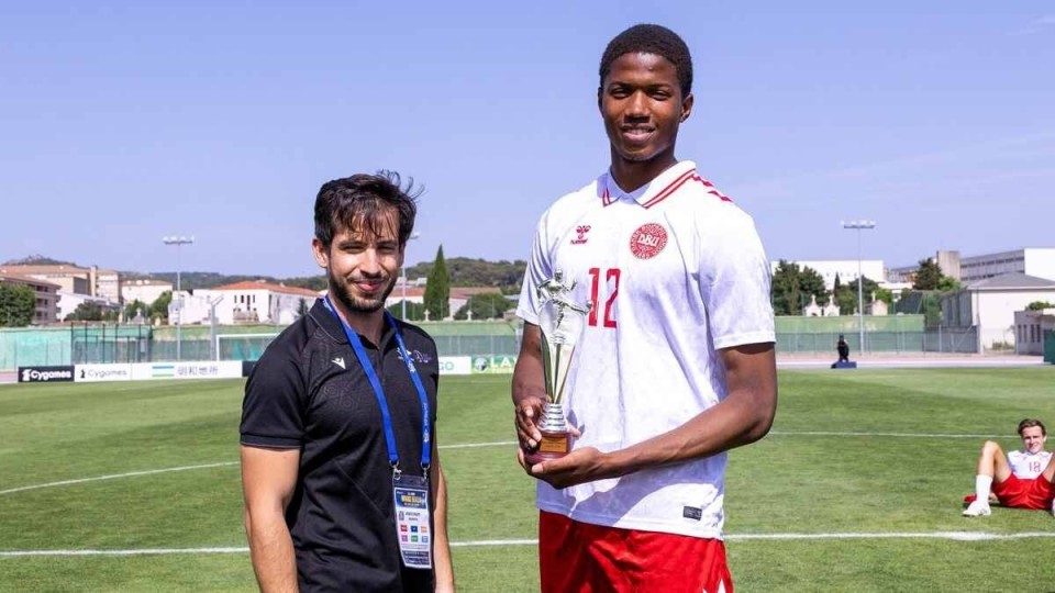 半岛体育下载-丹麦队勇夺季军，欧预赛后劲十足的简单介绍