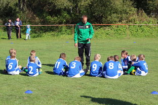 半岛体育网站-摩洛哥瓦赫达主帅强调团队配合，迎战欧洲劲旅