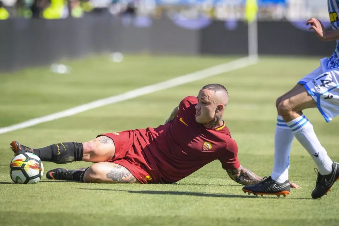 罗马客场惊险击败伯恩茅斯,继续追赶前四名积分的简单介绍 罗马客场惊险击败伯恩茅斯,继续追赶前四名积分的简单介绍