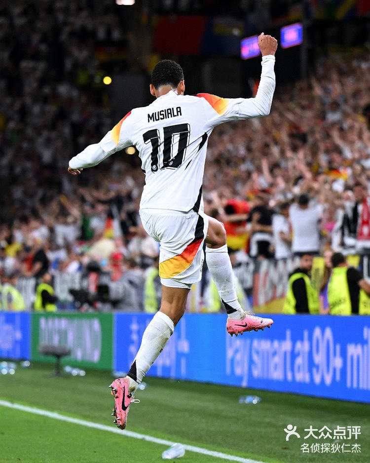 半岛体育网页版入口-包含德国队奋力拼搏，成功晋级欧洲杯四强的词条