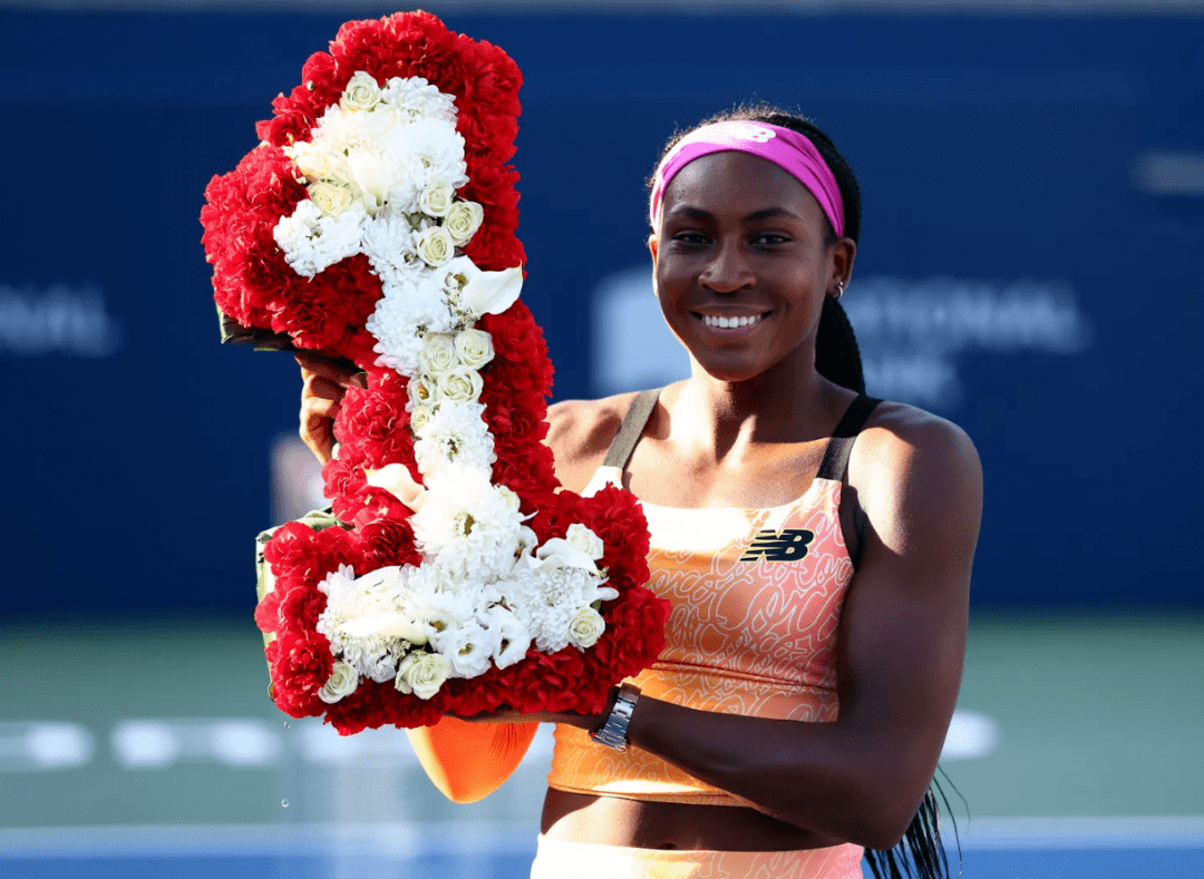 斯洛伐克女篮战胜一切，登顶冠军宝座