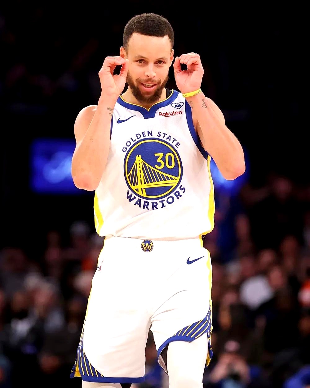 半岛体育官方-包含勇士战局低迷，库里伤势难以掩盖球队困境的词条